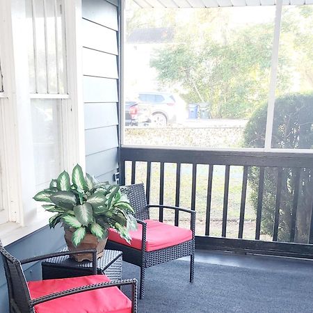 Modern Two Bedroom Home レイクランド エクステリア 写真